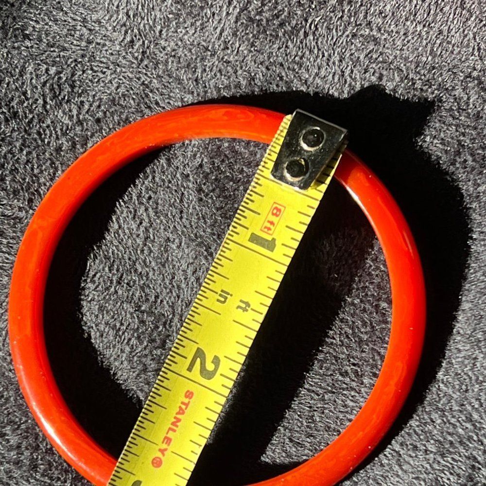 Vintage Orange Bakelite? Acrylic Bangle Bracelet - Picture 3 of 7